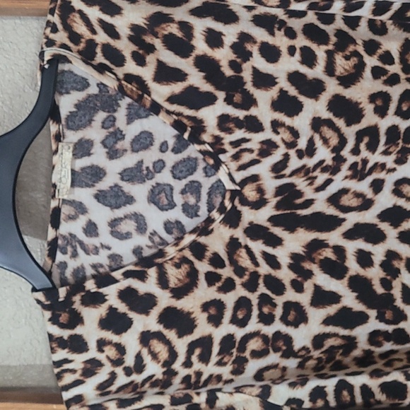 NWOT Leopard sleep dress long sleeves. - Picture 2 of 3